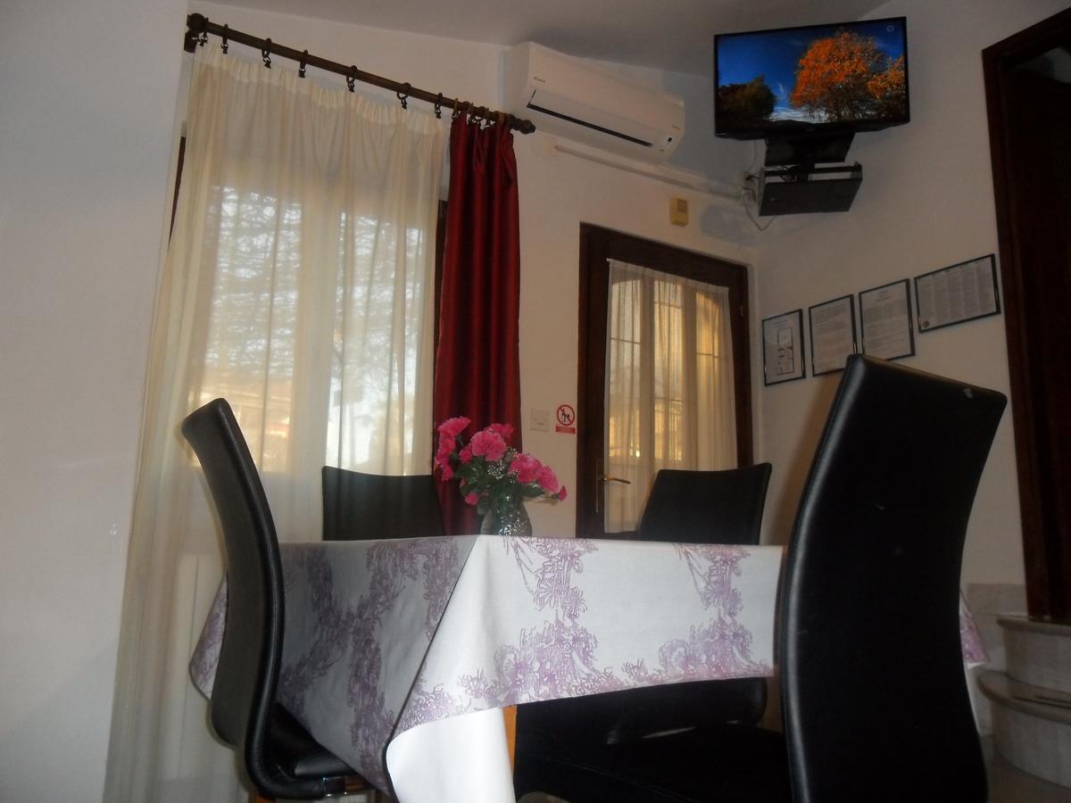 Vile Park Apartments Пореч Екстер'єр фото